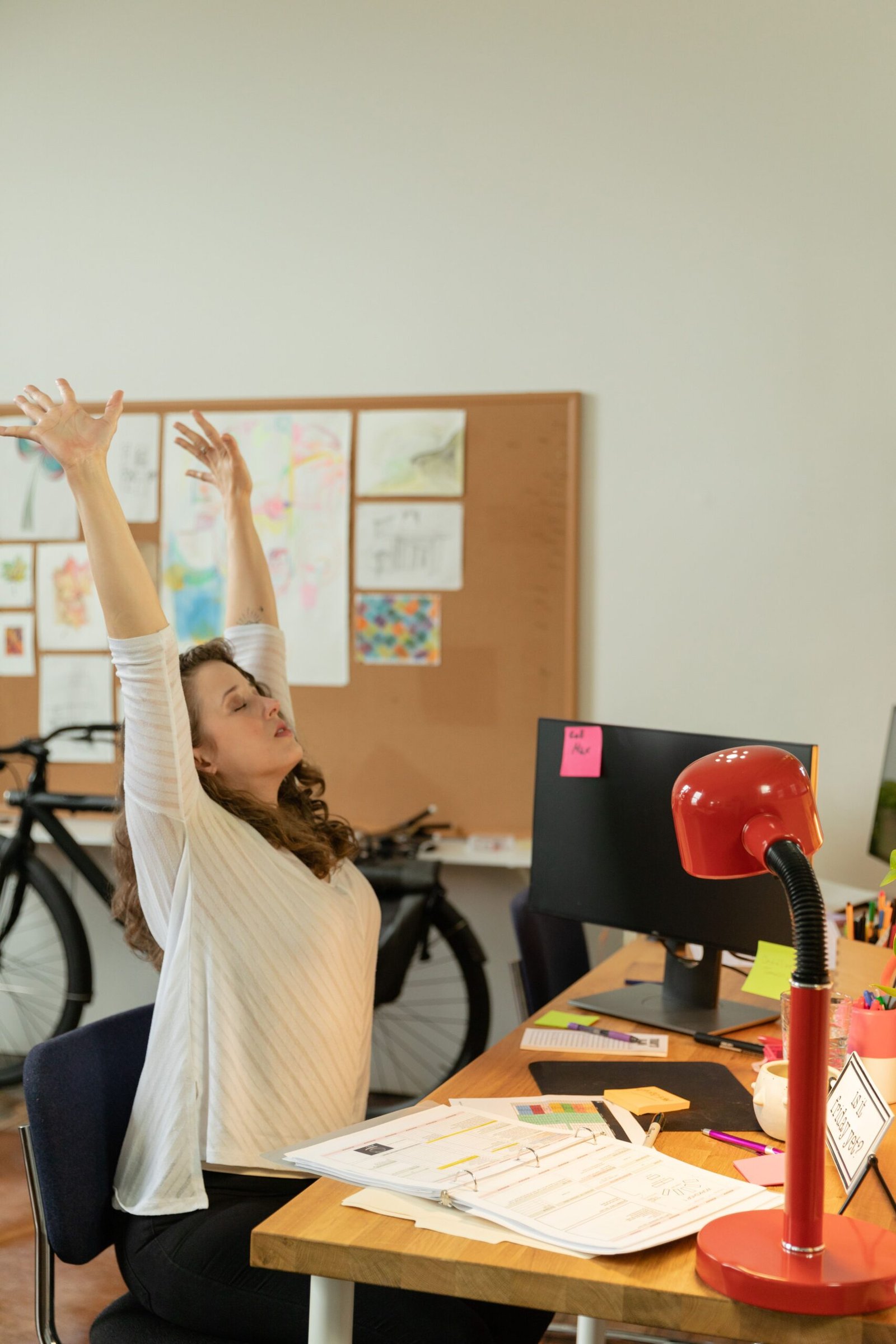 How to Improve Posture: Causes, Exercises and Daily Fixes